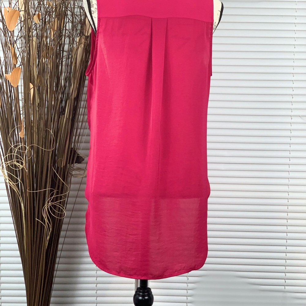 Arden B. Hi/Low Sheer Top - Picture 3 of 4